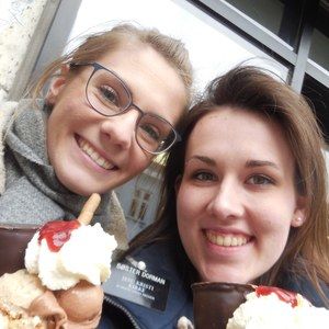 Meet your Posher, Holly